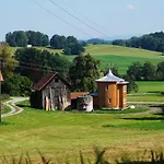 Feriehus Uptrulli-minihaus *