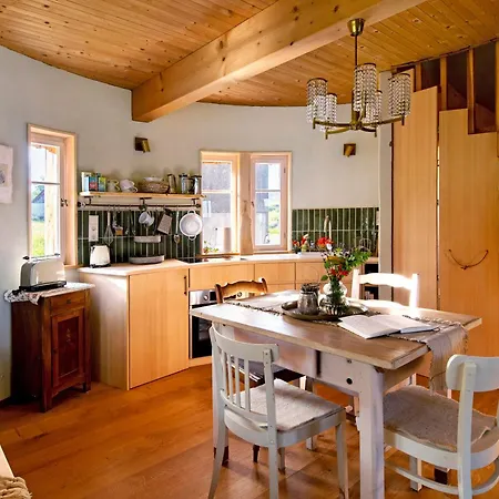 Uptrulli-minihaus * Vogt